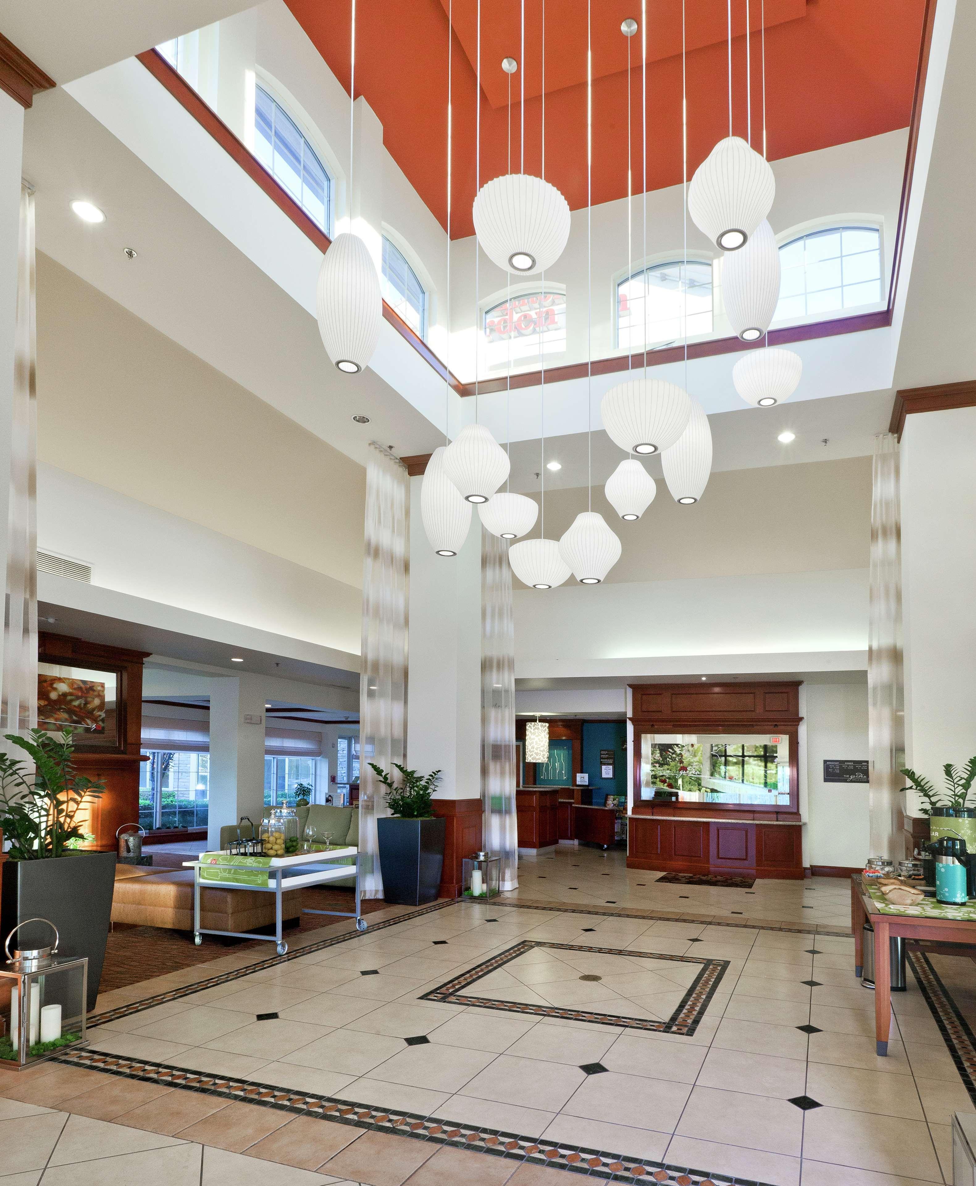 Hilton Garden Inn Ontario Ранчо Кукамонга Екстериор снимка