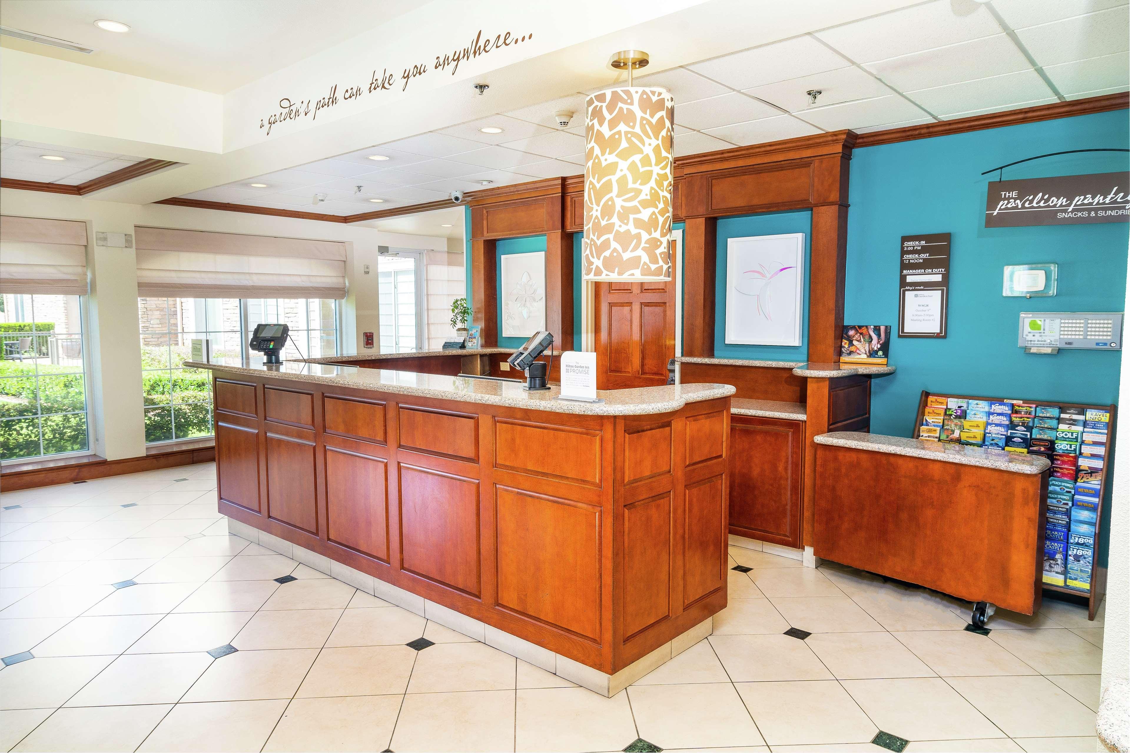 Hilton Garden Inn Ontario Ранчо Кукамонга Екстериор снимка