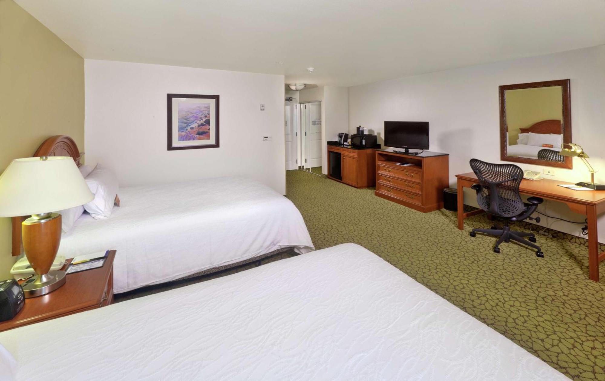 Hilton Garden Inn Ontario Ранчо Кукамонга Екстериор снимка