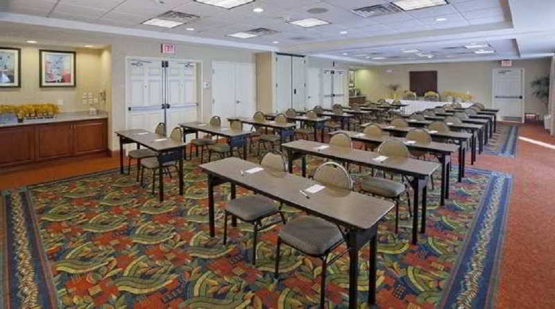 Hilton Garden Inn Ontario Ранчо Кукамонга Екстериор снимка